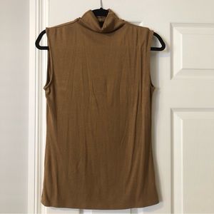 Aritzia Babaton Ribbed Sleeveless Turtleneck